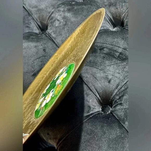 Vintage Brass MCM Decorative Plate Wall Hanging Dish Handpainted Ceramic - Picture 7 of 8